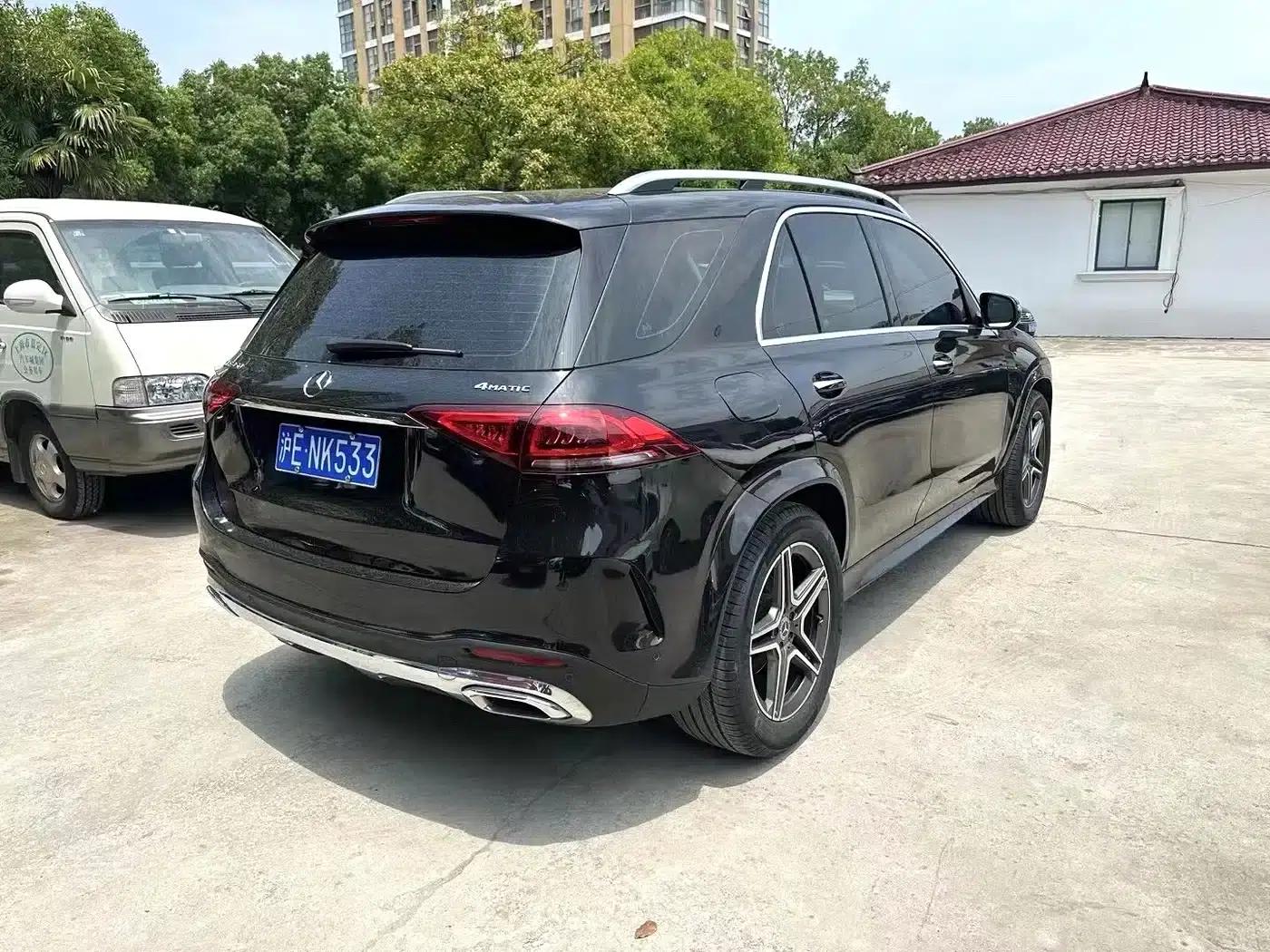 Imported Mercedes-Benz GLE 2020 facelift GLE 350 4MATIC Fashion model — миниатюра 3