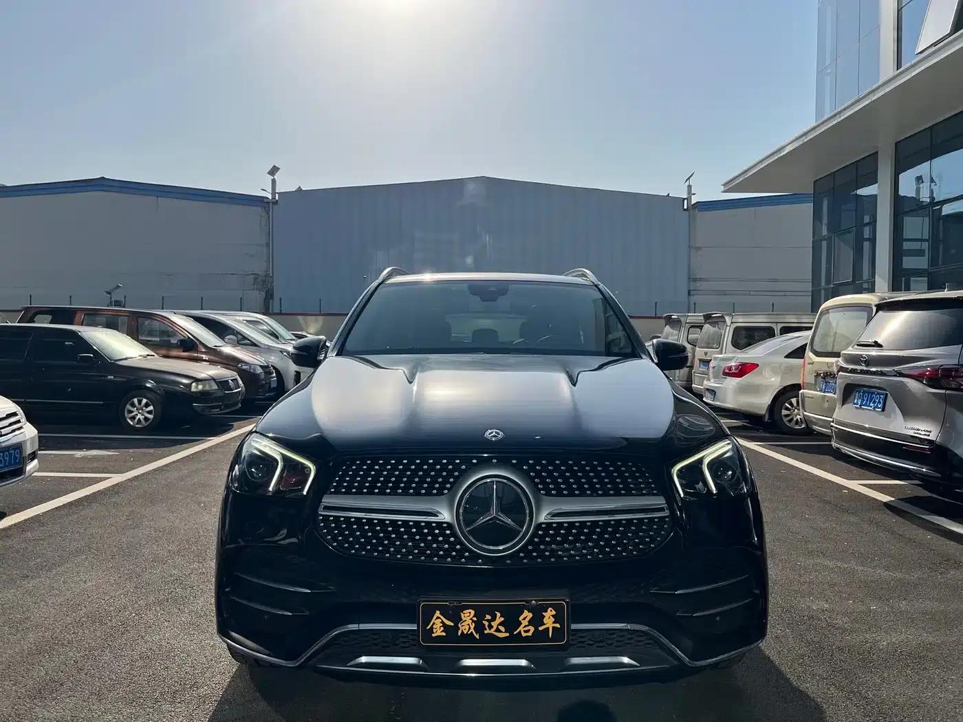 Imported Mercedes-Benz GLE 2021 GLE 350 4MATIC Fashion Model — миниатюра 2