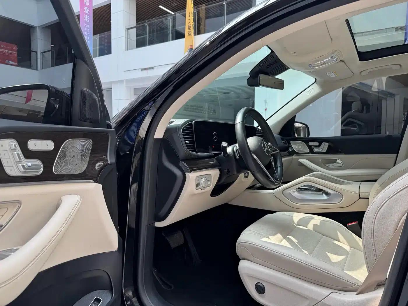 Imported Mercedes-Benz GLE 2024 GLE 350 4MATIC Fashion Model — миниатюра 9
