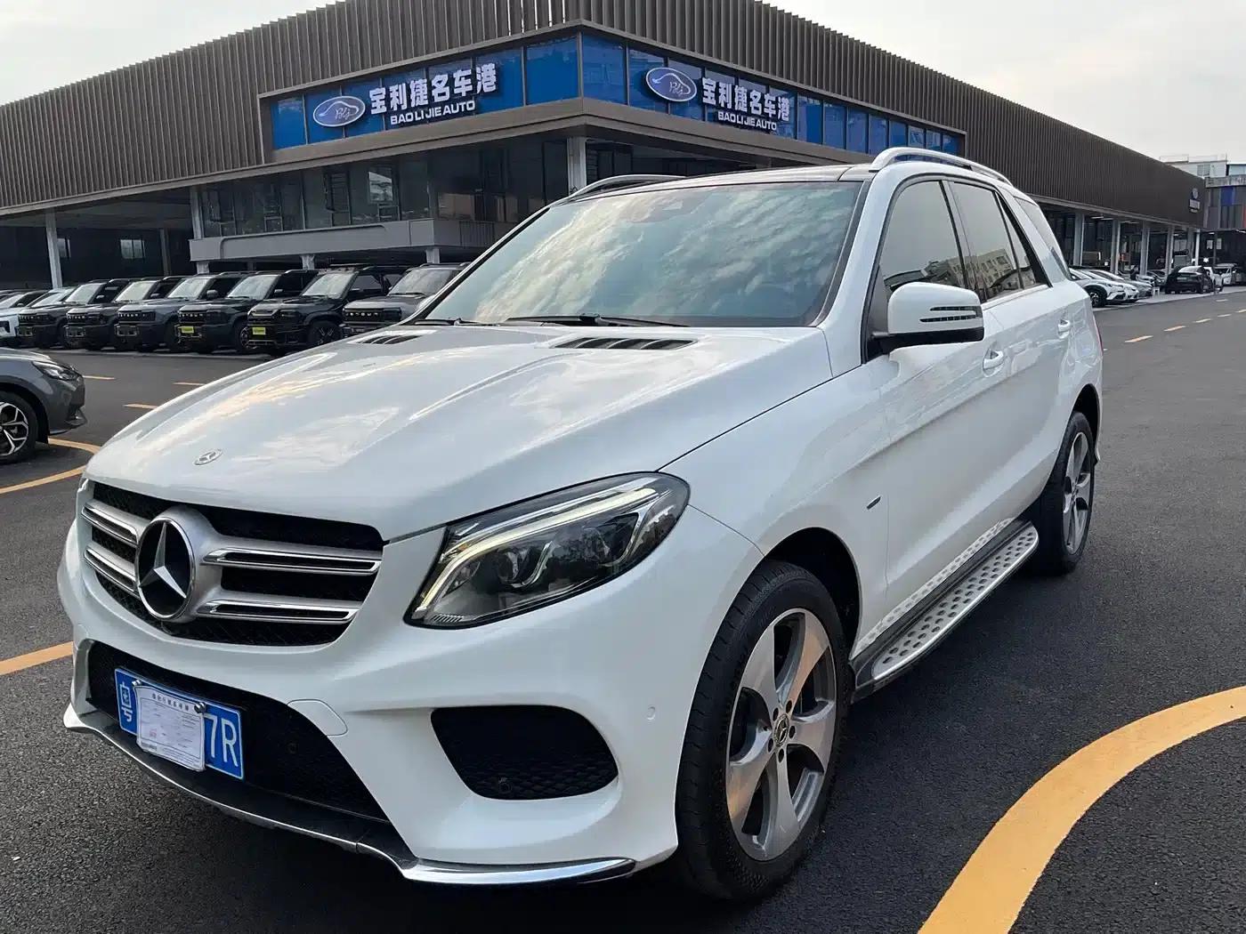 Mercedes-Benz GLE (Imported) 2019 GLE 320 4MATIC Luxury Edition — миниатюра 1