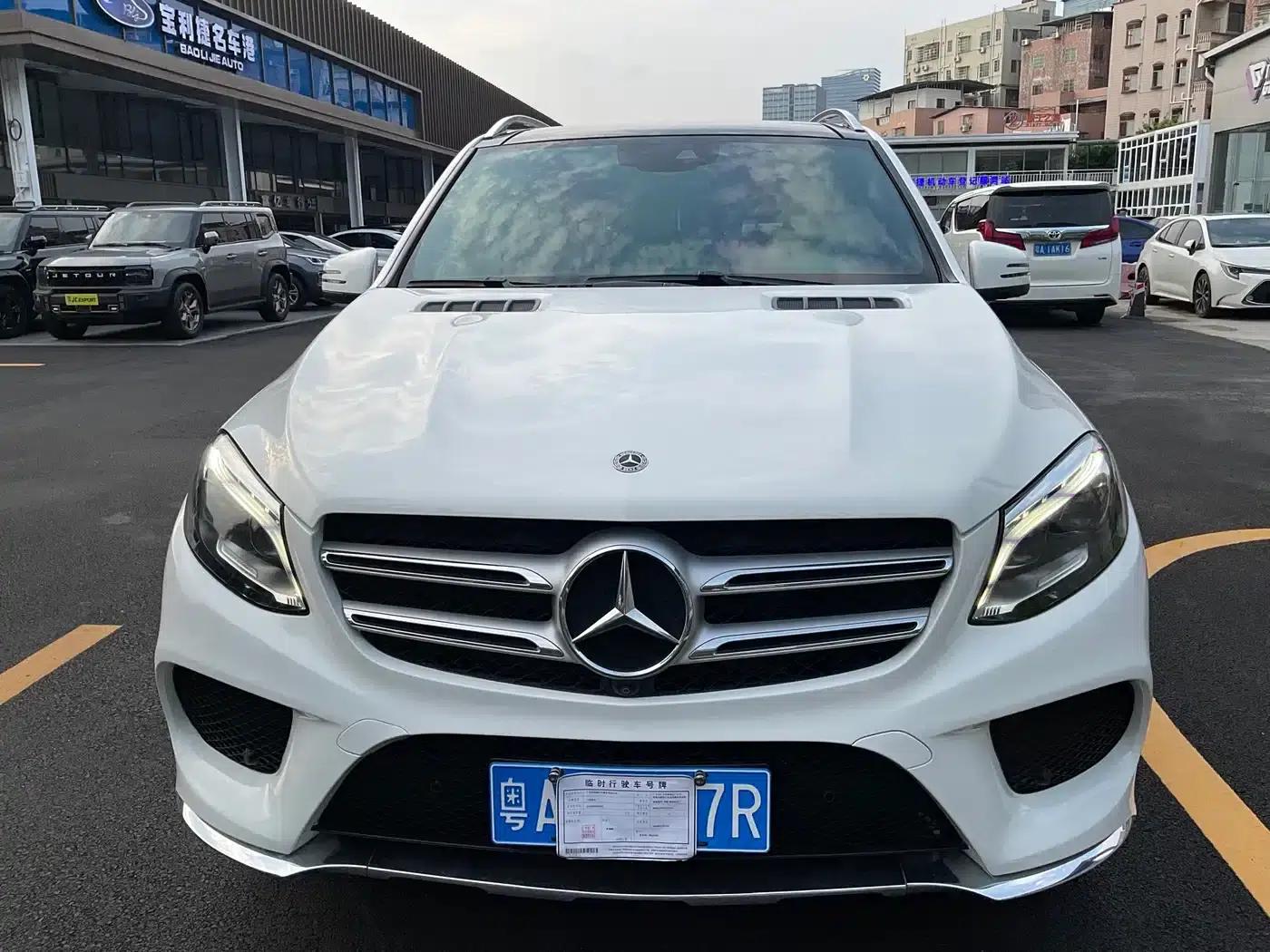 Mercedes-Benz GLE (Imported) 2019 GLE 320 4MATIC Luxury Edition — миниатюра 2