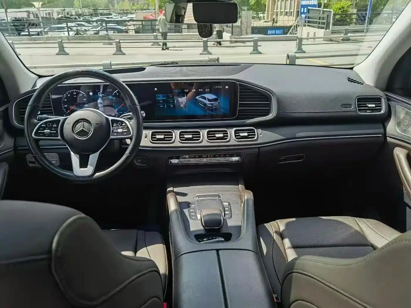 Imported Mercedes-Benz GLE 2020 Facelift GLE 450 4MATIC Fashion Model — миниатюра 7