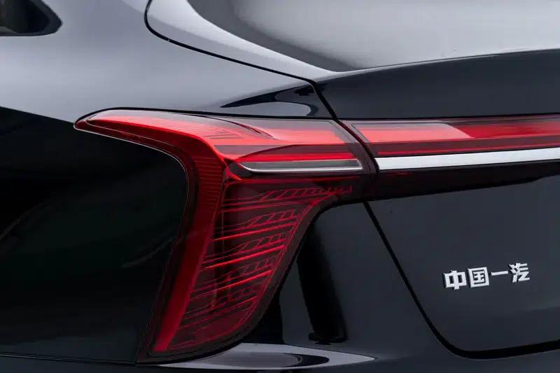 Hongqi H5 PHEV 2025 Model 170 Super Hybrid — миниатюра 13