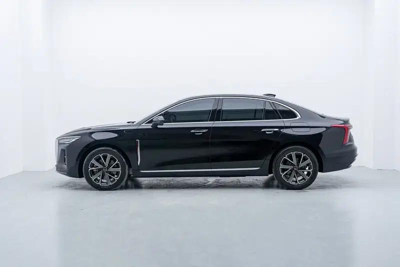 Hongqi H5 PHEV 2025 Model 170 Super Hybrid — миниатюра 4