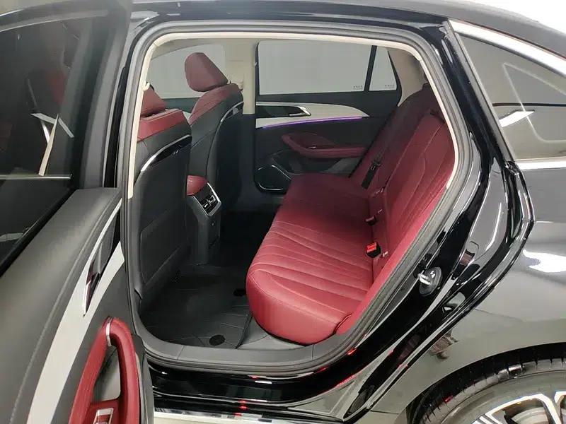 Hongqi H5 PHEV 2025 Model 170 Super Hybrid — миниатюра 18