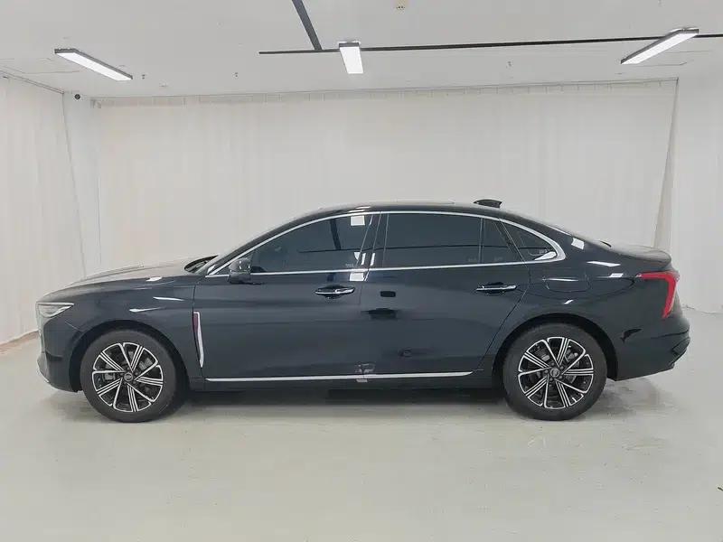 Hongqi H5 PHEV 2025 Model 170 Super Hybrid — миниатюра 4
