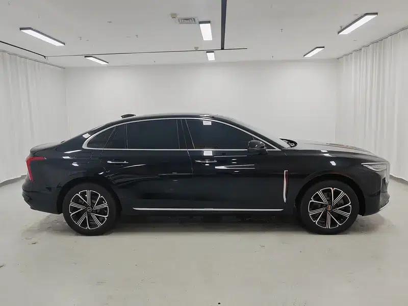 Hongqi H5 PHEV 2025 Model 170 Super Hybrid — миниатюра 8