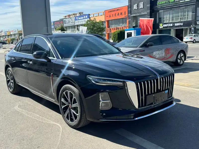 Hongqi H5 PHEV 2025 Model 170 Super Hybrid — миниатюра 3