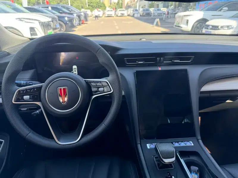 Hongqi H5 PHEV 2025 Model 170 Super Hybrid — миниатюра 9