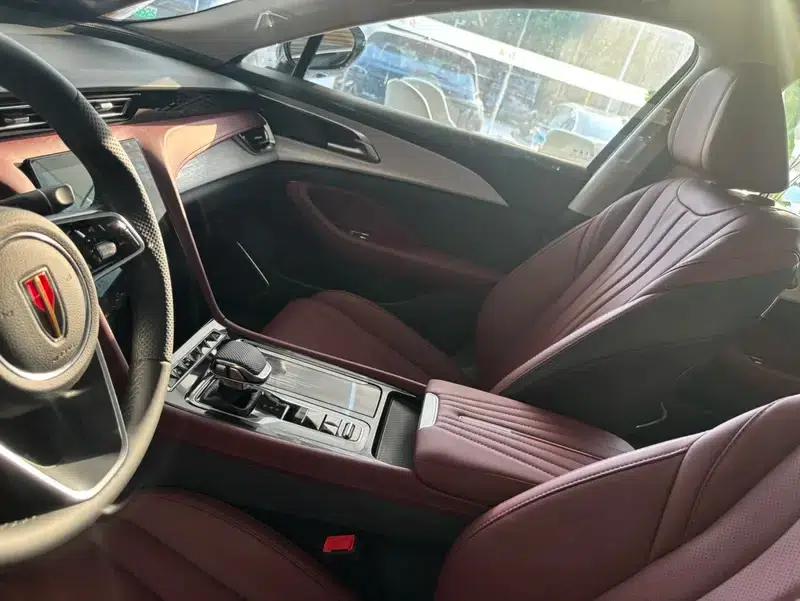 Hongqi H5 PHEV 2025 130 Super Hybrid Edition — миниатюра 7