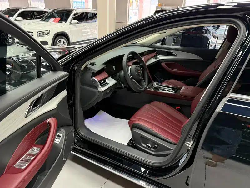 Hongqi H5 PHEV 2025 130 Super Hybrid Edition — миниатюра 13