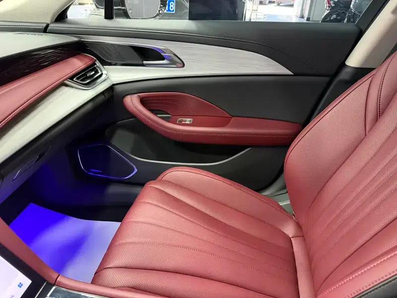 Hongqi H5 PHEV 2025 130 Super Hybrid Edition — миниатюра 19