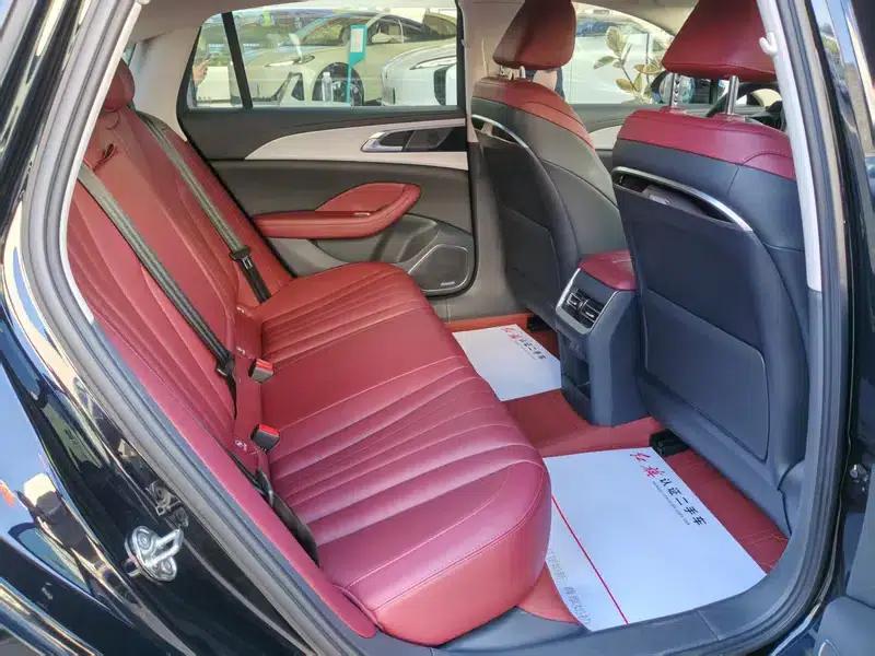 Hongqi H5 PHEV 2025 130 Super Hybrid Edition — миниатюра 11