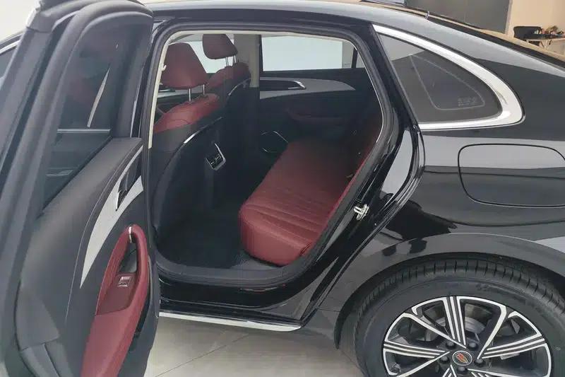 Hongqi H5 PHEV 2025 130 Super Hybrid Edition — миниатюра 16