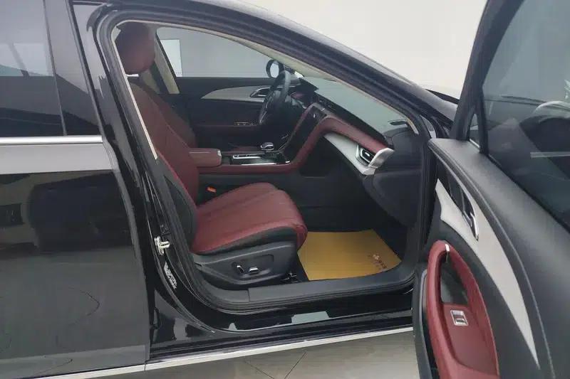 Hongqi H5 PHEV 2025 130 Super Hybrid Edition — миниатюра 9