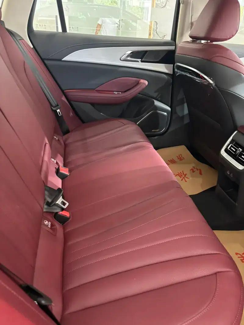 Hongqi H5 PHEV 2025 Model 170 Super Hybrid — миниатюра 5