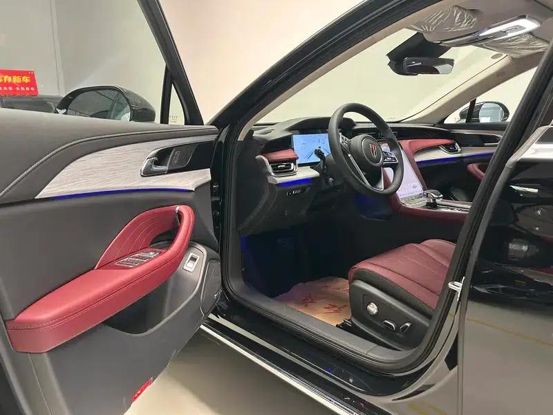 Hongqi H5 PHEV 2025 Model 170 Super Hybrid — миниатюра 7