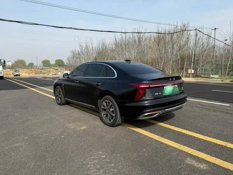 Hongqi H5 PHEV 2025 130 Super Hybrid Edition — миниатюра 4