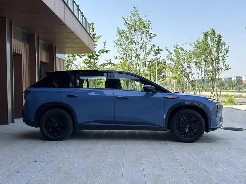 Hongqi Tiangong 08 2025 730 Rear-Wheel Drive Smart Selection Edition — миниатюра 7