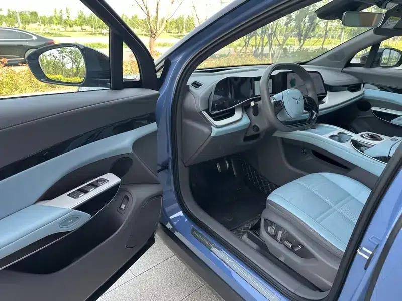 Hongqi Tiangong 08 2025 730 Rear-Wheel Drive Smart Selection Edition — миниатюра 9