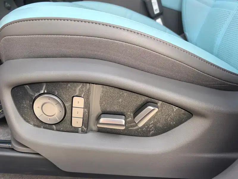 Hongqi Tiangong 08 2025 730 Rear-Wheel Drive Smart Selection Edition — миниатюра 7