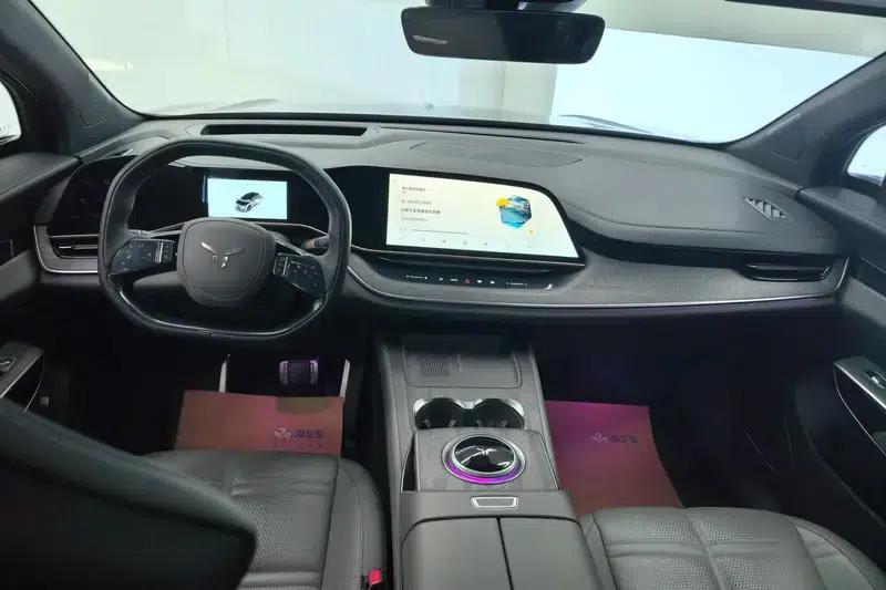 Hongqi Tiangong 08 2025 680 Ultra 4WD Edition — миниатюра 12