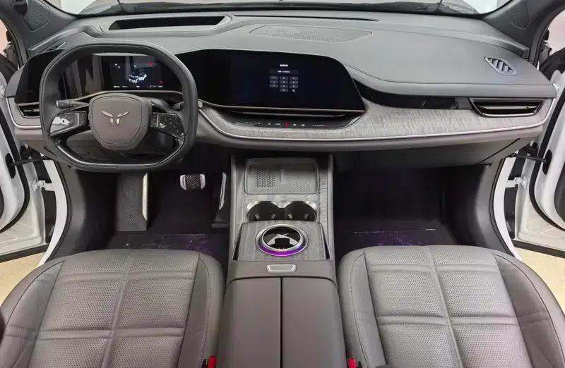 Hongqi Tiangong 08 2025 680 4WD Smart Selection Edition — миниатюра 8