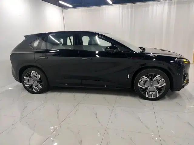 Hongqi Tiangong 08 2025 Model, 4WD, 5-seater, Pure Electric, Factory Customized Edition — миниатюра 8