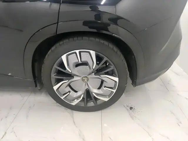 Hongqi Tiangong 08 2025 Model, 4WD, 5-seater, Pure Electric, Factory Customized Edition — миниатюра 9