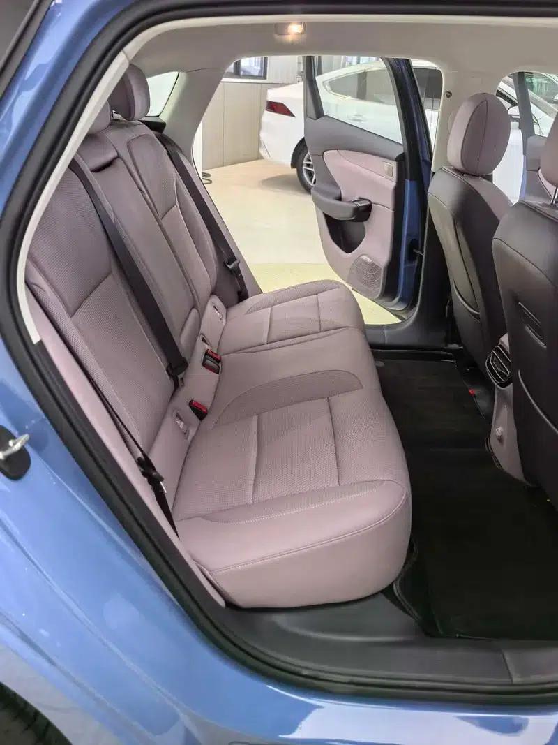 Hongqi Tiangong 05 2025 750 Smart Selection Edition — миниатюра 8
