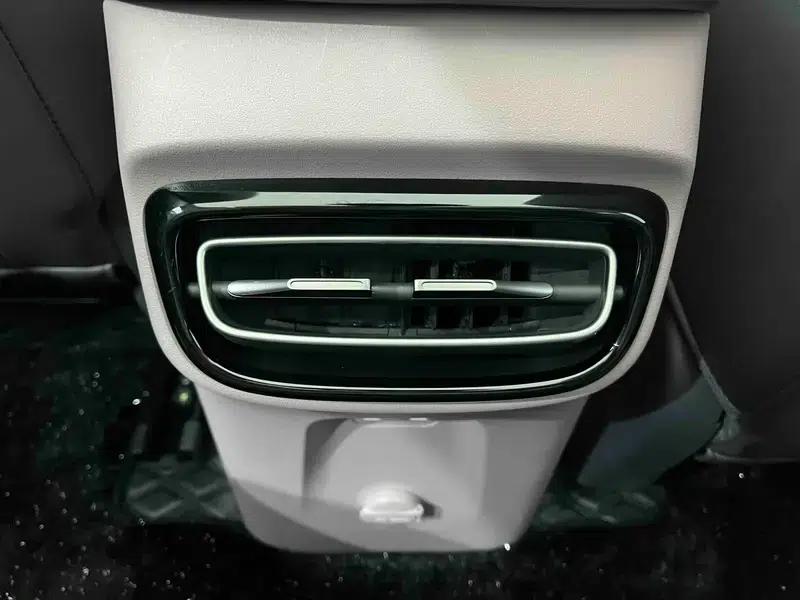 Hongqi Tiangong 05 2025 750 Smart Selection Edition — миниатюра 11