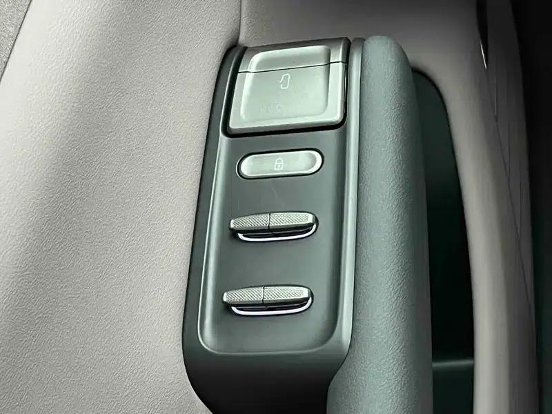 Hongqi Tiangong 05 2025 750 Smart Selection Edition — миниатюра 7