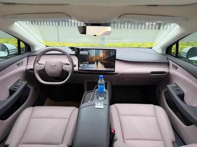 Hongqi Tiangong 05 2025 Model 550 Edition — миниатюра 13