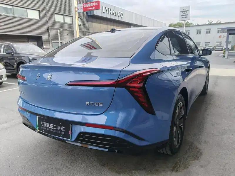 Hongqi Tiangong 05 2025 Model 550 Edition — миниатюра 6