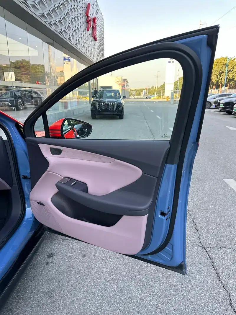 Hongqi Tiangong 05 2025 750 Smart Selection Edition — миниатюра 11