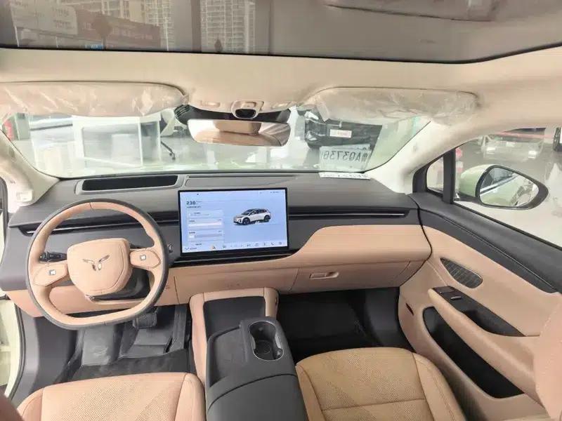 Hongqi Tiangong 06 2025 Model 520 Smart Selection Edition — миниатюра 8