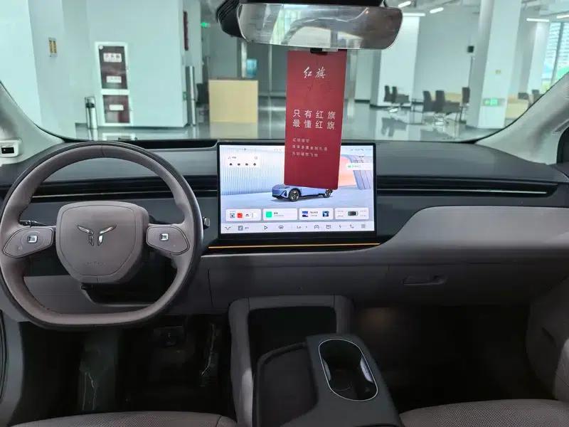 Hongqi Tiangong 06 2025 660 AWD Smart Selection Edition — миниатюра 6