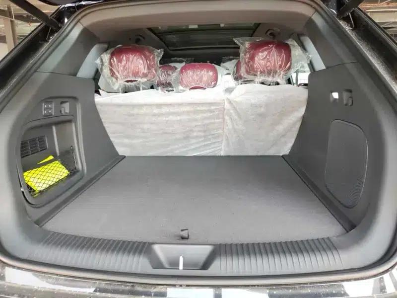 Hongqi HS6 PHEV 2026 Model 240 Intelligent Hybrid — миниатюра 9