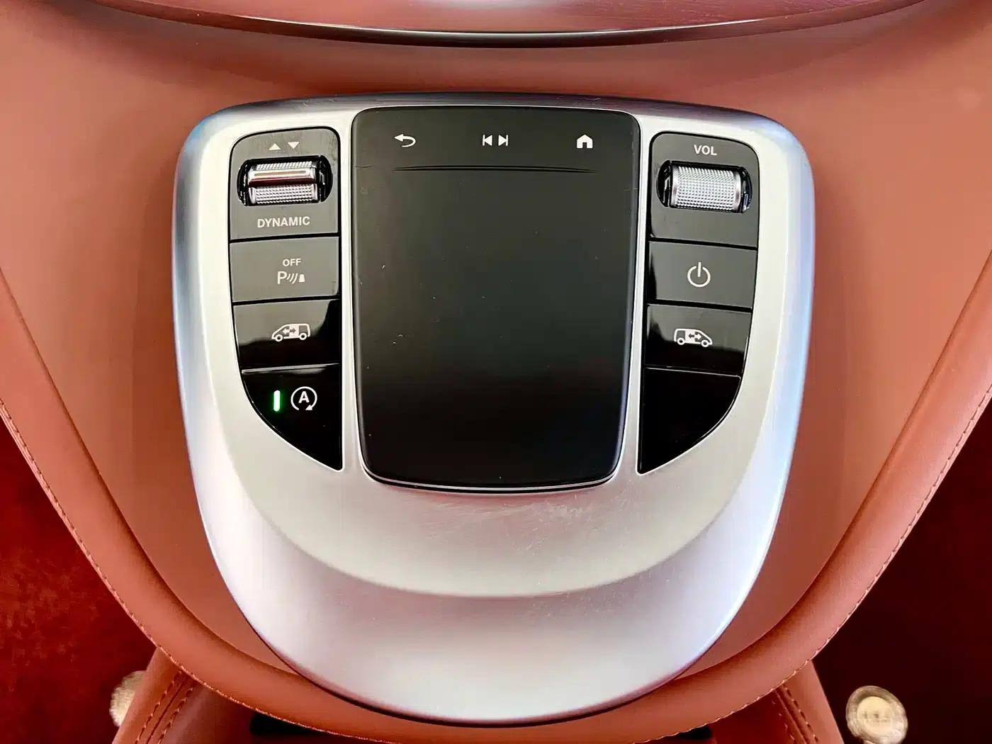 Mercedes-Benz V-Class 2021 V 260 L Long Wheelbase Premium Edition — миниатюра 19