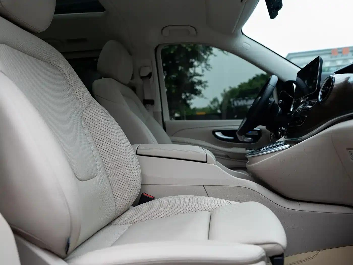 Mercedes-Benz V-Class 2022 V 260 L Long Wheelbase Luxury Edition — миниатюра 8