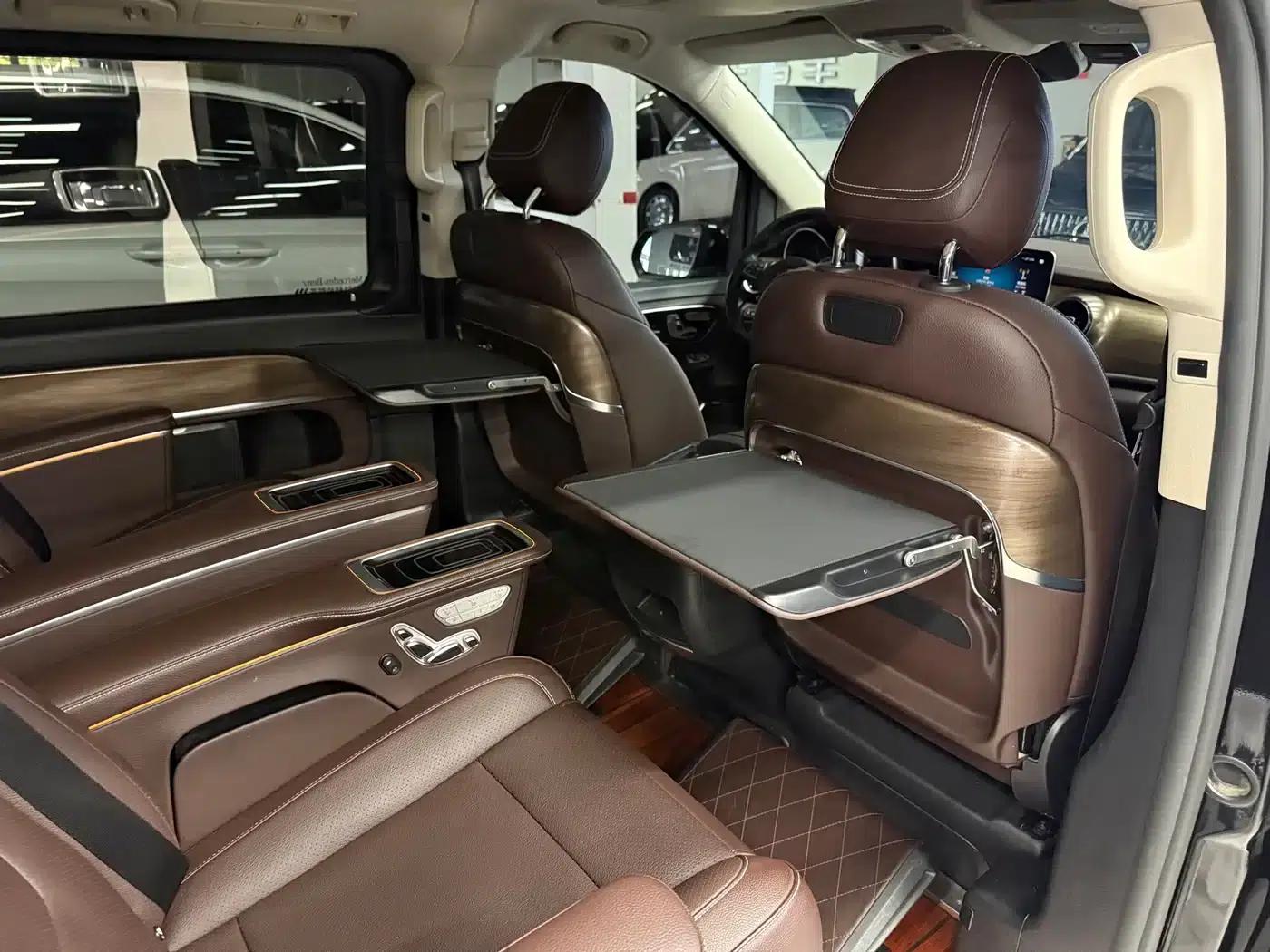 Mercedes-Benz V-Class 2022 V 260 L Long Wheelbase Luxury Edition — миниатюра 6