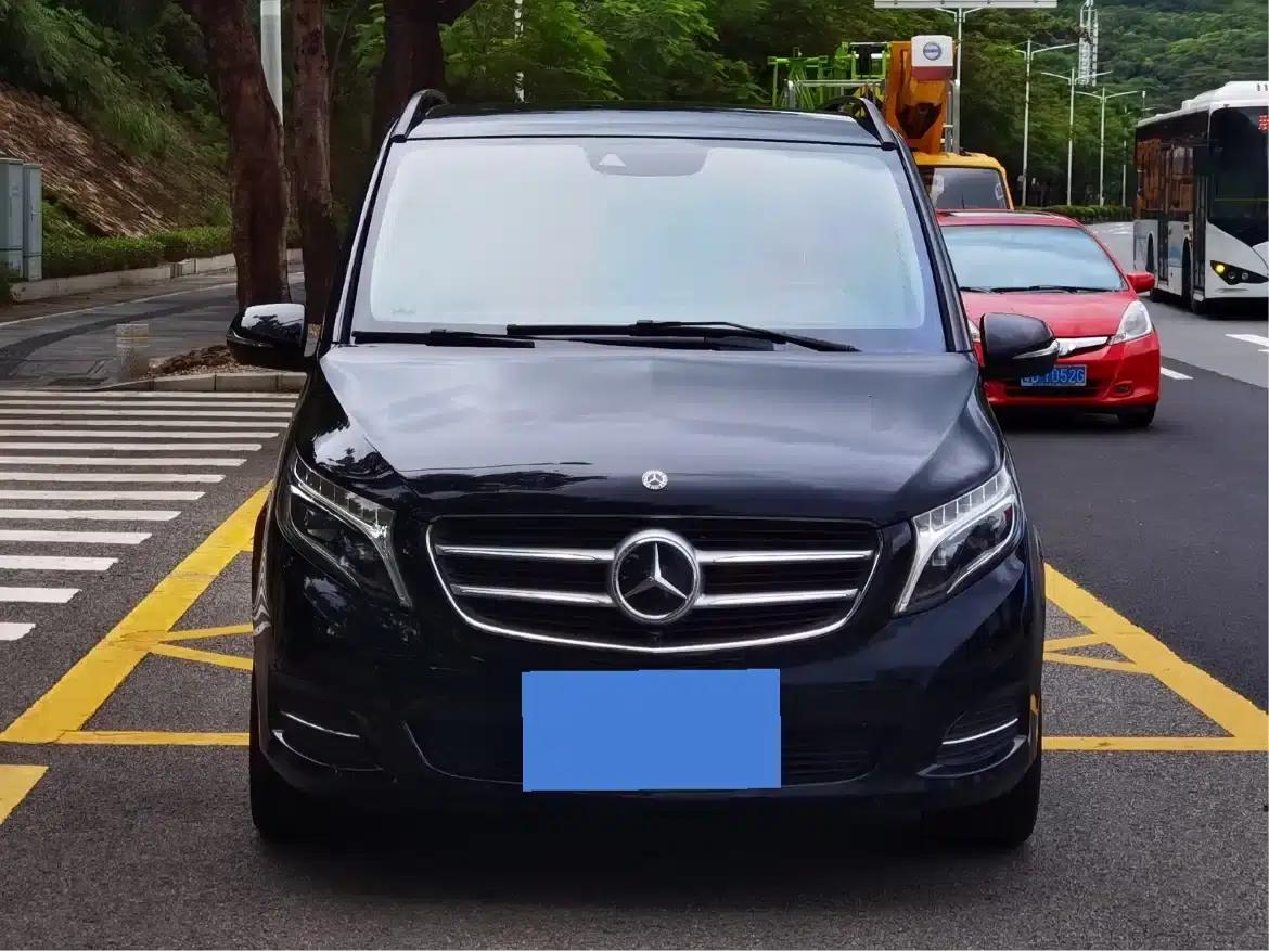 Mercedes-Benz V-Class 2018 V 260 L Premium Extended Edition (China VI Emission Standard) — миниатюра 2