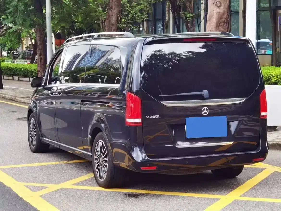 Mercedes-Benz V-Class 2018 V 260 L Premium Extended Edition (China VI Emission Standard) — миниатюра 11