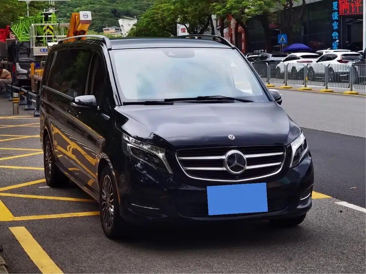 Mercedes-Benz V-Class 2018 V 260 L Premium Extended Edition (China VI Emission Standard) — миниатюра 3