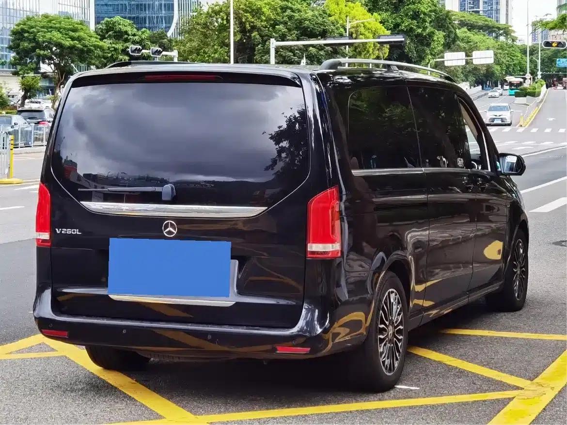 Mercedes-Benz V-Class 2018 V 260 L Premium Extended Edition (China VI Emission Standard) — миниатюра 9
