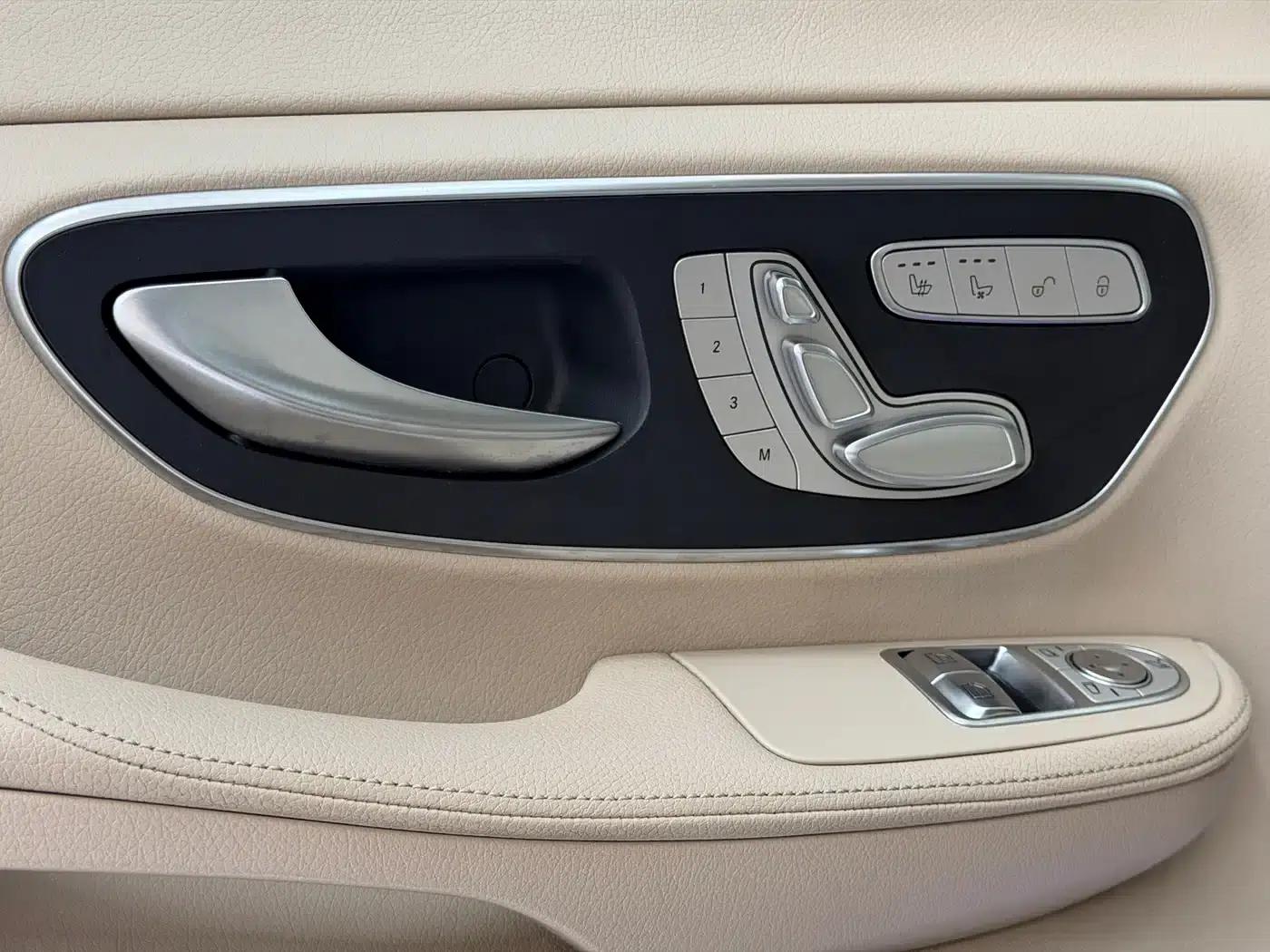 Mercedes-Benz V-Class 2020 V 260 L Long Wheelbase Luxury Edition — миниатюра 11