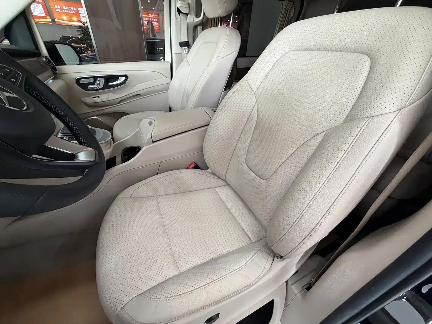 Mercedes-Benz V-Class 2020 V 260 L Long Wheelbase Luxury Edition — миниатюра 13