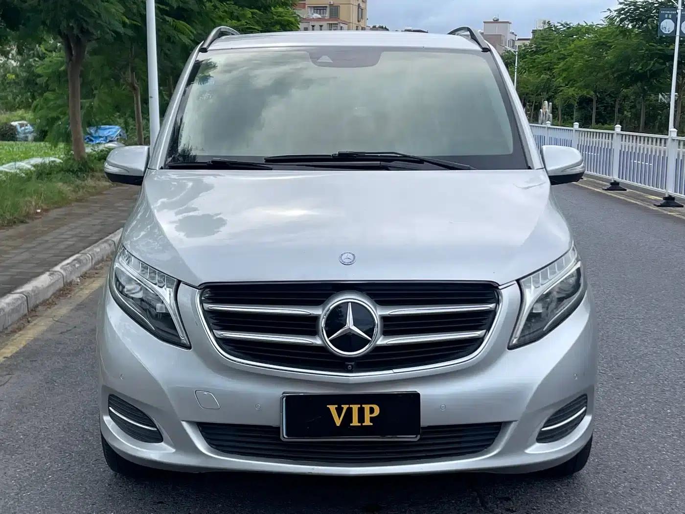 Mercedes-Benz V-Class 2016 V 260 Premium Edition — миниатюра 2