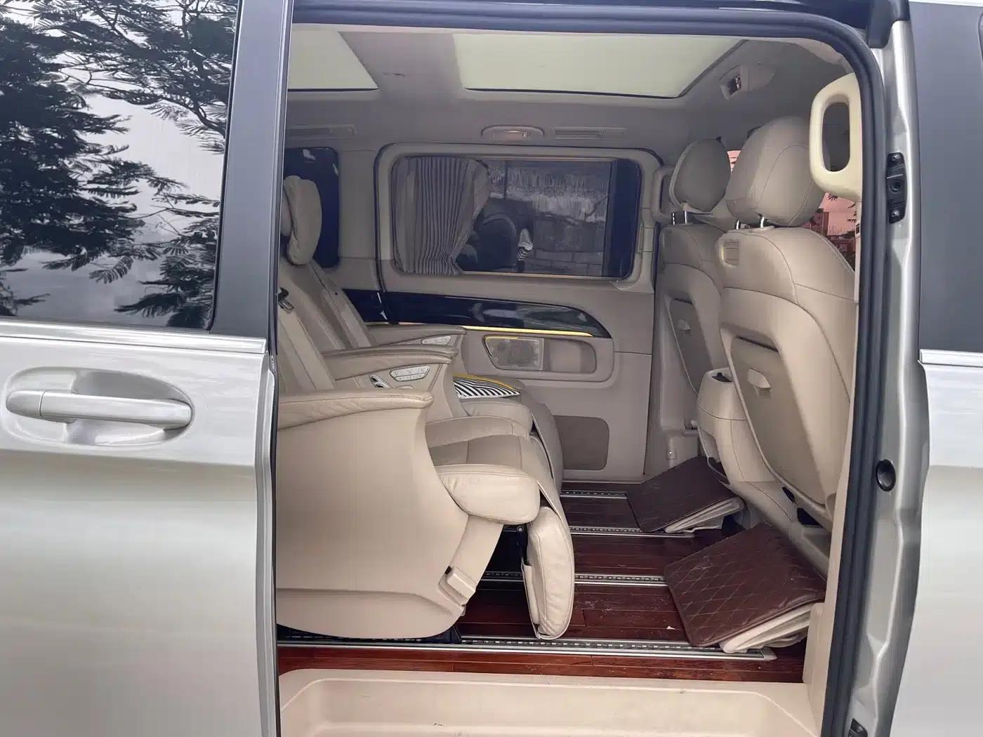 Mercedes-Benz V-Class 2016 V 260 Premium Edition — миниатюра 14