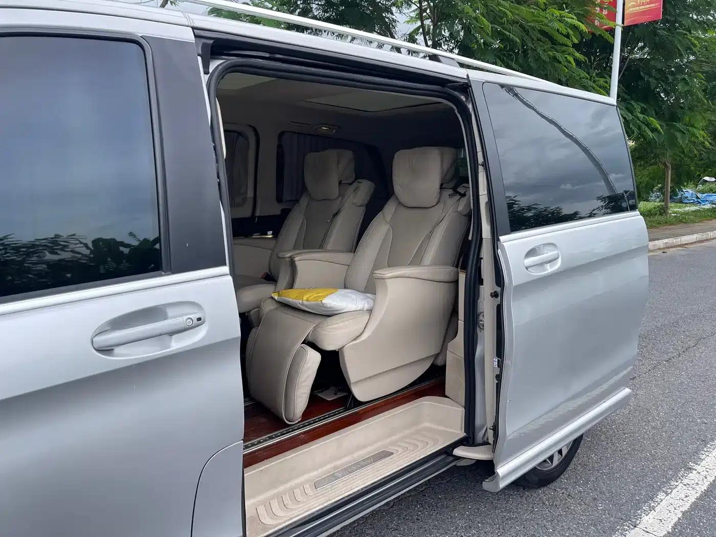 Mercedes-Benz V-Class 2016 V 260 Premium Edition — миниатюра 25